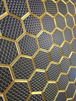 3D Wandpaneele Mosaik | Farben: Seiden Gold & Lila + Gold + Schwarz