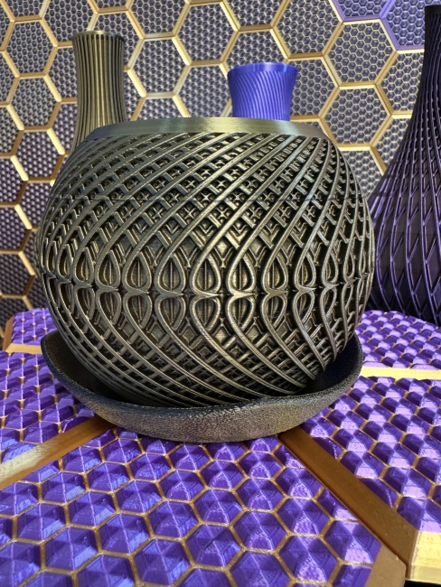 3D Pflanzenkübel Moderner Designer-Pflanzentopf, Farbe: Gold-Schwarz