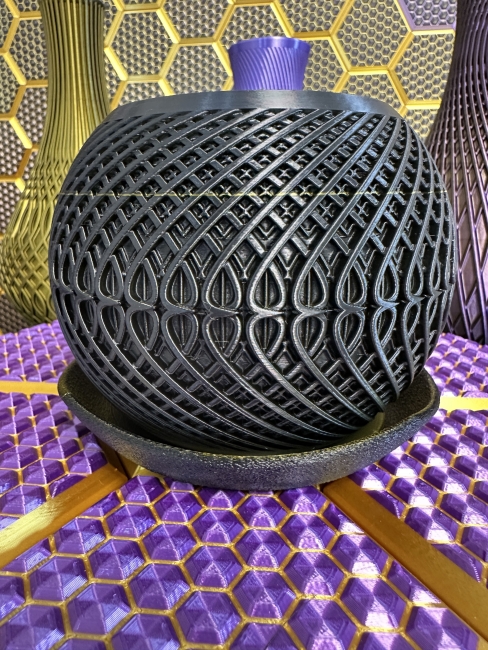 3D Pflanzenkübel Moderner Designer-Pflanzentopf, Farbe: Gold-Schwarz