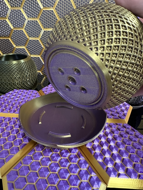 3D Blumentopf Moderner Designer-Pflanzentopf, Farbe: Seide Gold-Lila-Schwarz