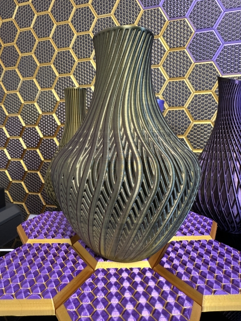 Big Vase, 3D Deko & Design, Farbe: Gold-Lila-Schwarz