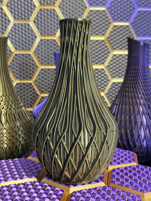 Vase, 3D Deko & Design, Farbe: Gold-Schwarz
