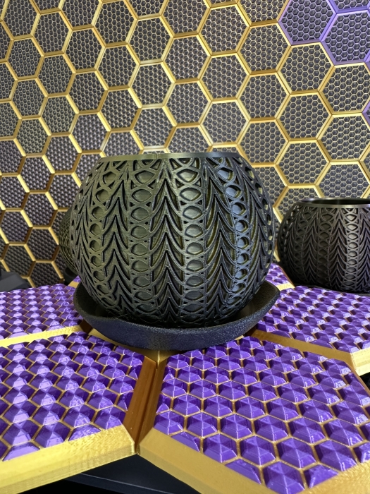 3D Pflanzenkübel Moderner Designer-Pflanzentopf, Farbe: Gold-Schwar