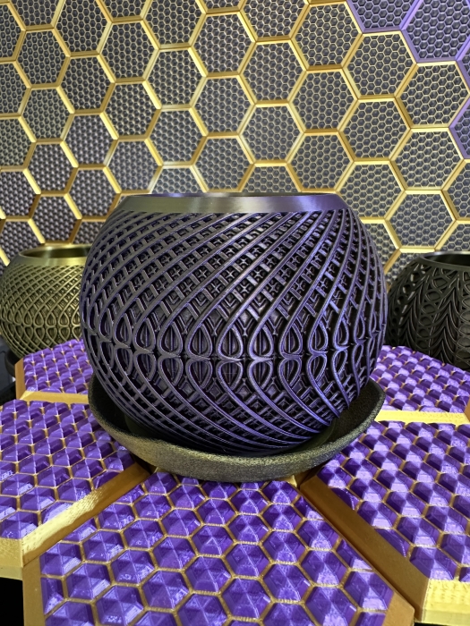 3D Pflanzenkübel Moderner Designer-Pflanzentopf, Farbe: Gold-Lila-Schwarz