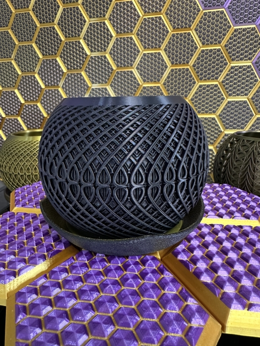 3D Pflanzenkübel Moderner Designer-Pflanzentopf, Farbe: Gold-Lila-Schwarz