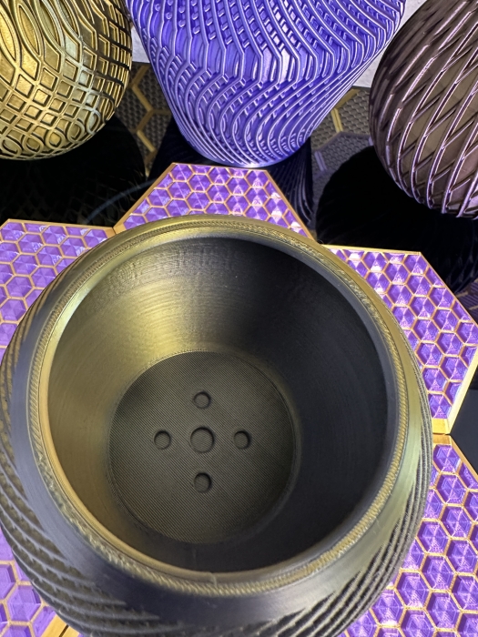 3D Pflanzenkübel Moderner Designer-Pflanzentopf, Farbe: Gold-Schwarz