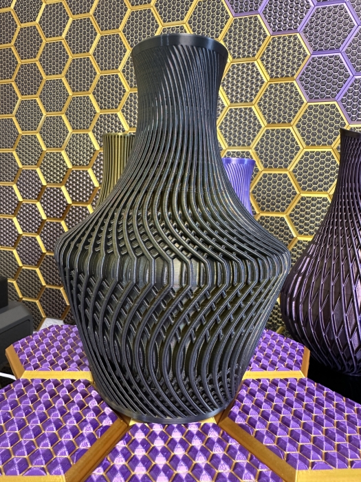 Big Vase, 3D Deko & Design, Farbe: Gold-Schwarz