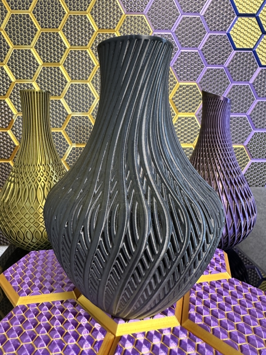 Big Vase, 3D Deko & Design, Farbe: Gold-Schwarz